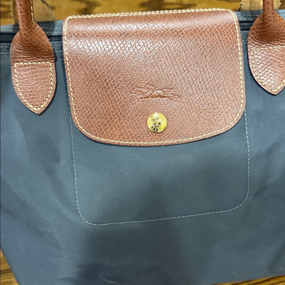 Longchamp Le Pliage Navy Tote - Picture 8 of 16
